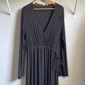 Gap Maternity dress